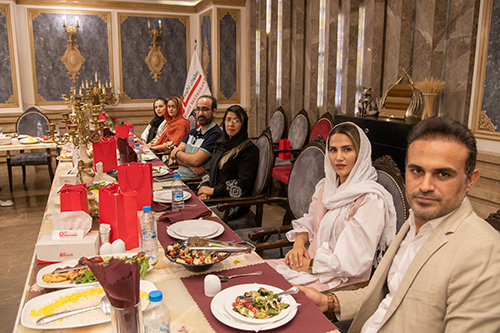 تاپ تیم در رستوران ارکیده